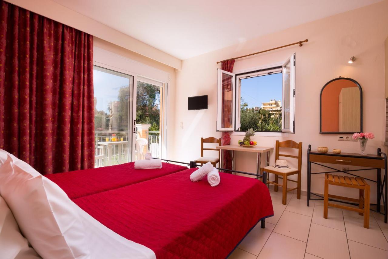 Odysseus Apartments By Hotelius Agios Gordios  Dış mekan fotoğraf