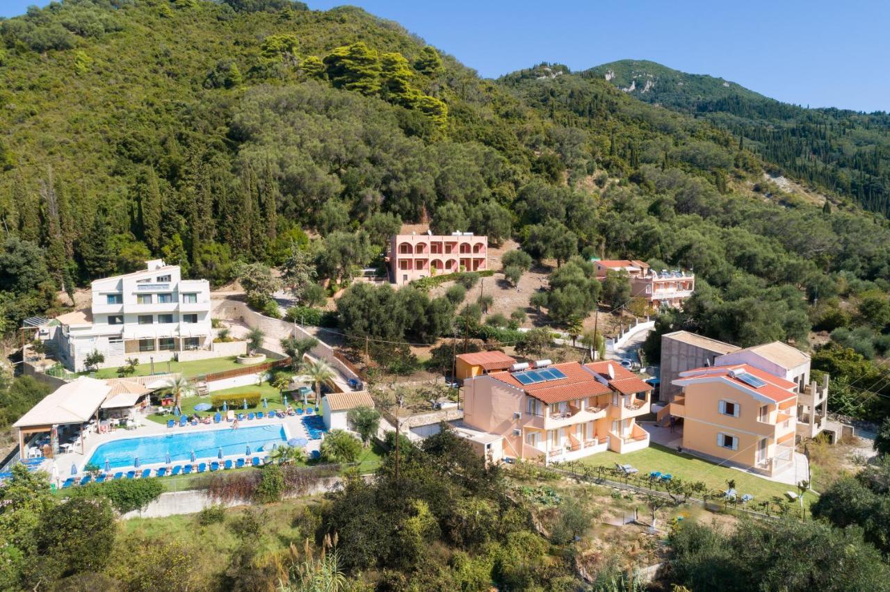 Odysseus Apartments By Hotelius Agios Gordios  Dış mekan fotoğraf